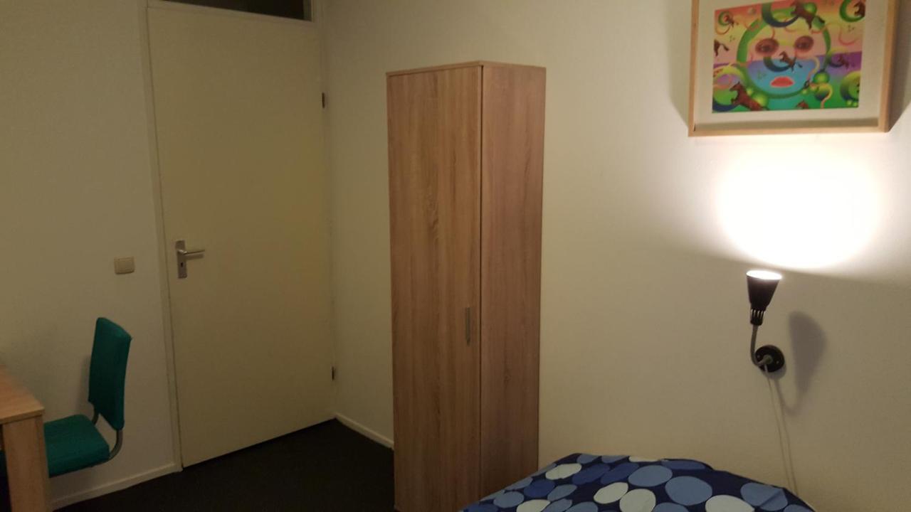 Quiet spacious room Amsterdam Extérieur photo
